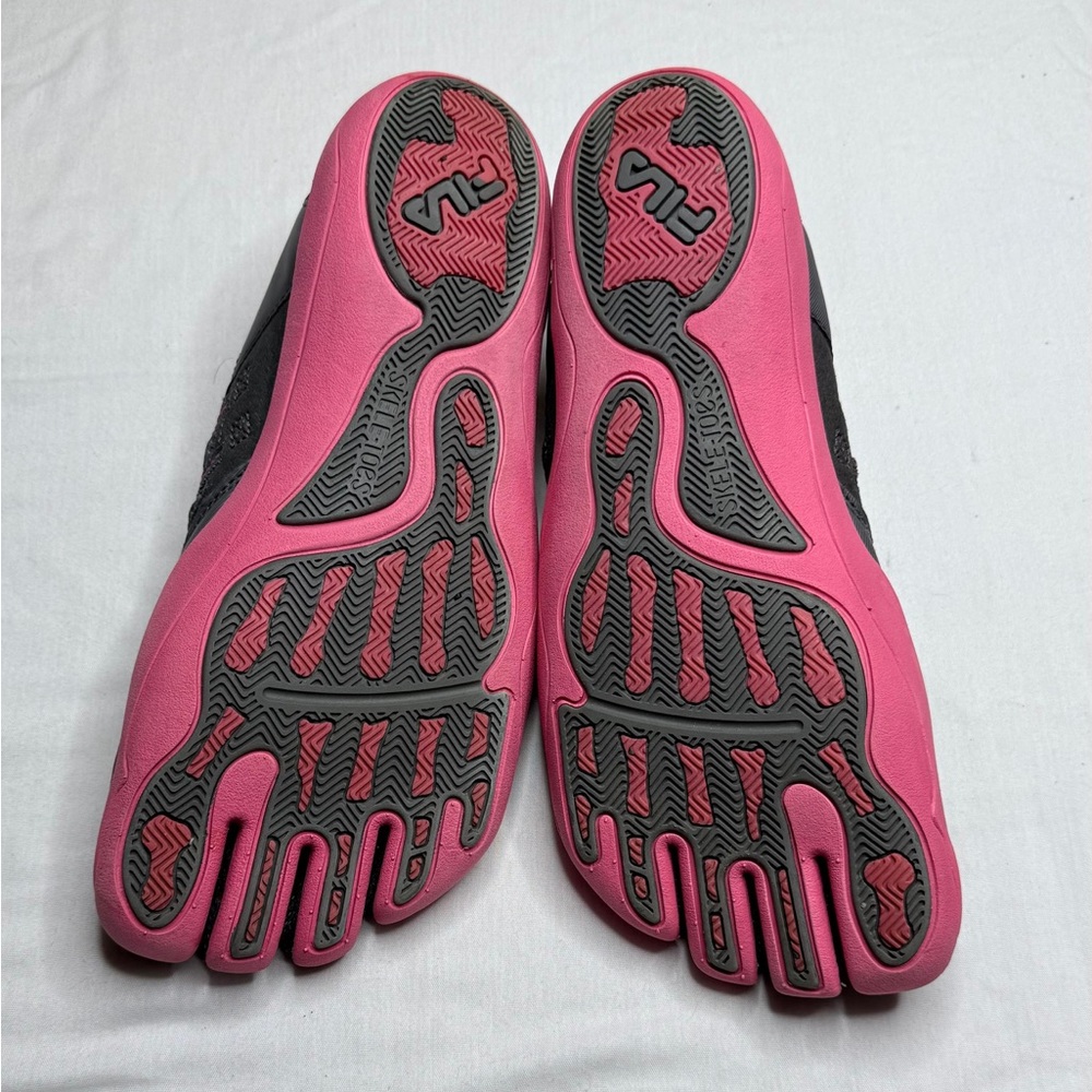 FILA SIZE 10Vibram Women's Athletic Shoes in Gray and Pink - Picture 2 of 5